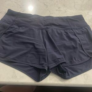 Lululemon speed up short